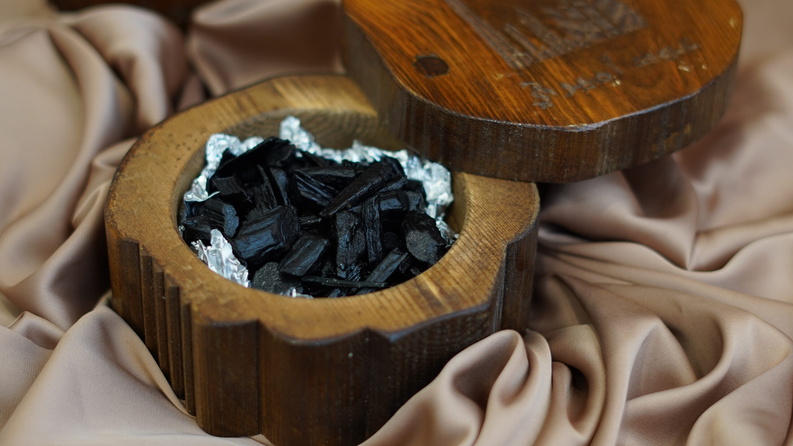 دخون عود اميري/ Oud Ameri Incense